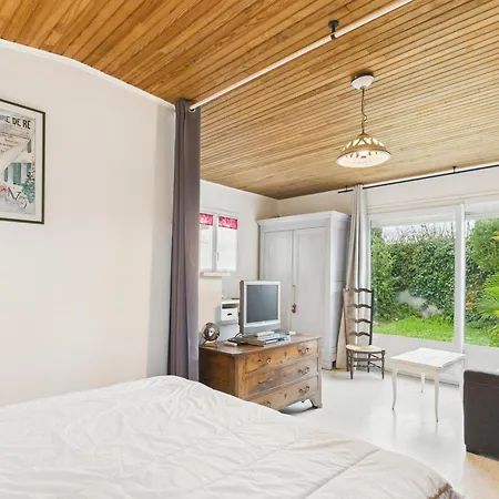 Maison Pour 4 Adultes Et 1 Enfant Avec Jardin Nyaraló *