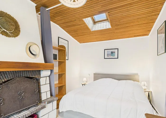 Maison Pour 4 Adultes Et 1 Enfant Avec Jardin *