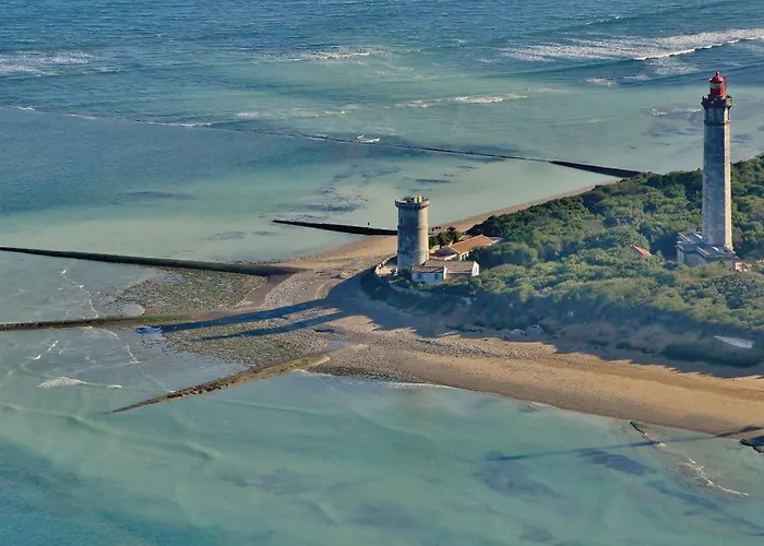 Maison Pour 4 Adultes Et 1 Enfant Avec Jardin * Le Morinant